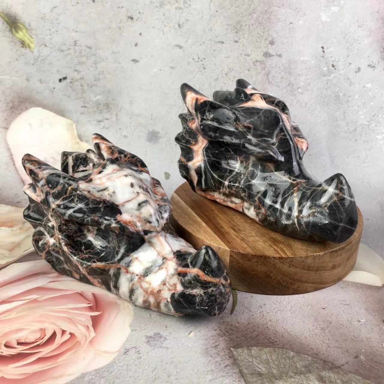 Wholesale red zebra Dragon Head Crystal Carved Dragon Head