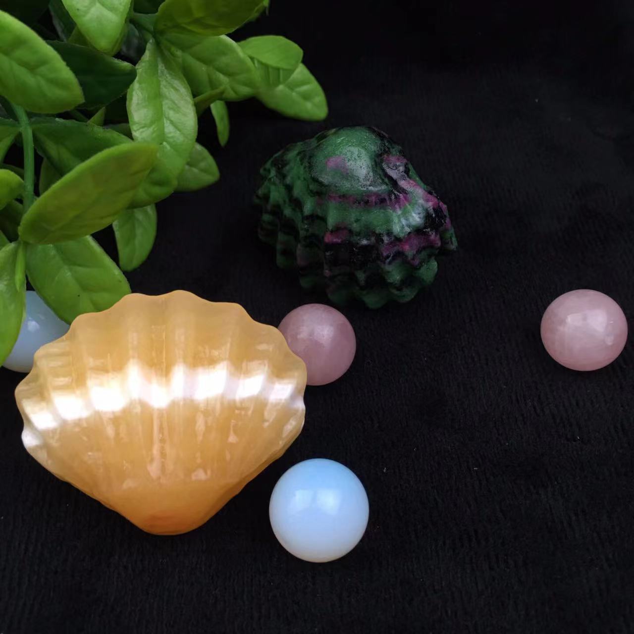Wholesale Hand Carved Natural Crystal Mixed Small Gemstone Shell For Decor