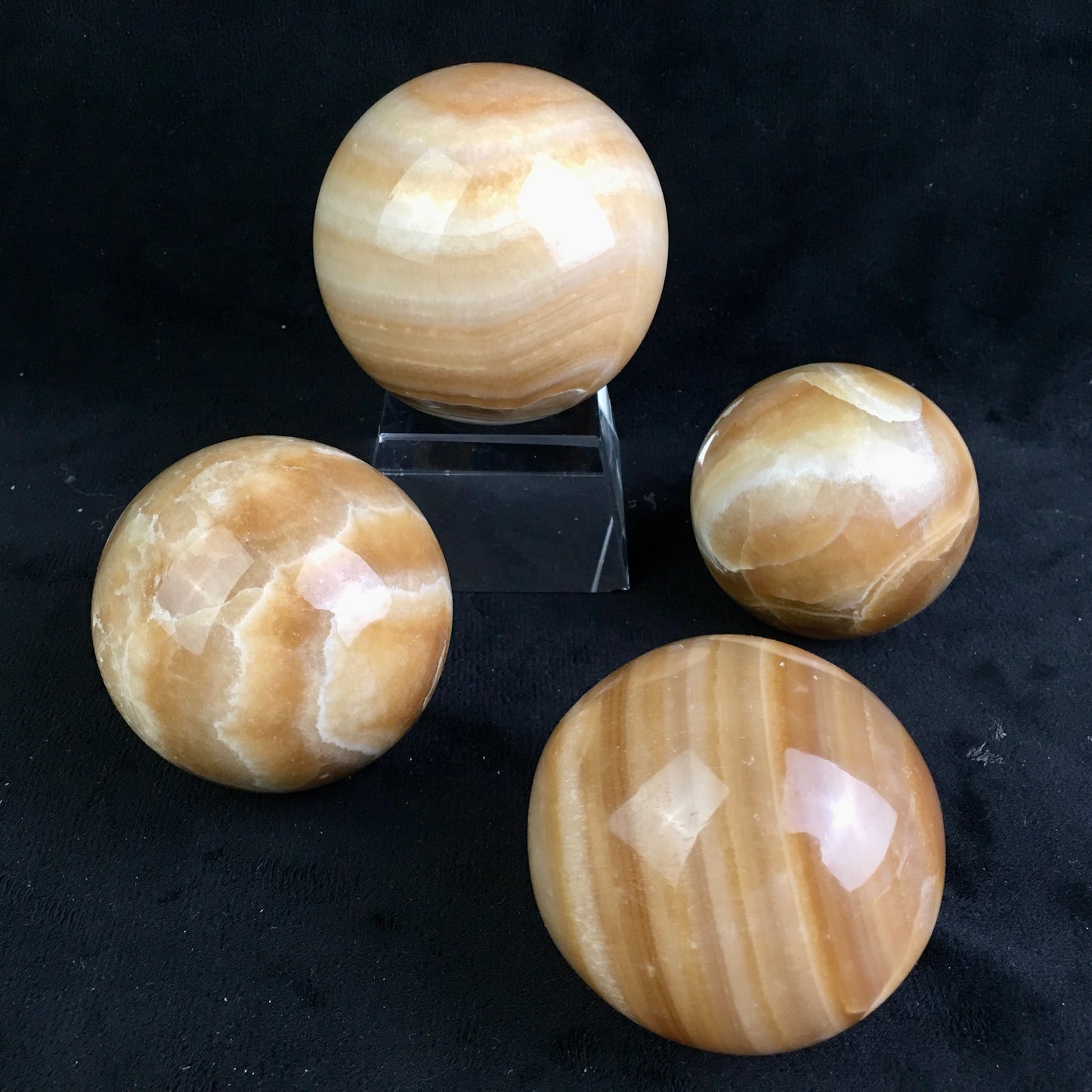 Wholesales high quality Yellow jade sphere natural healing crystal sphere gemstone for home decoration 1kg