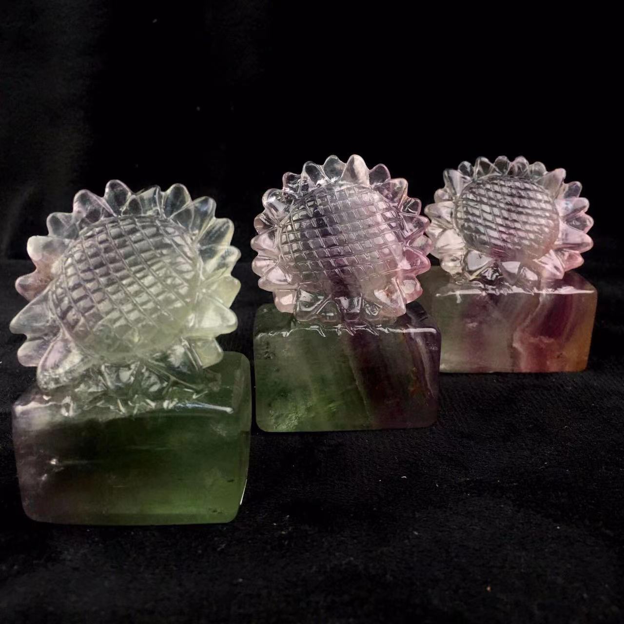 Wholesale High Quality Hand Carved Fluorite/Purple mica Rose Flower /Sunflower Gemstone Folk Craft Healing Natural Crystal