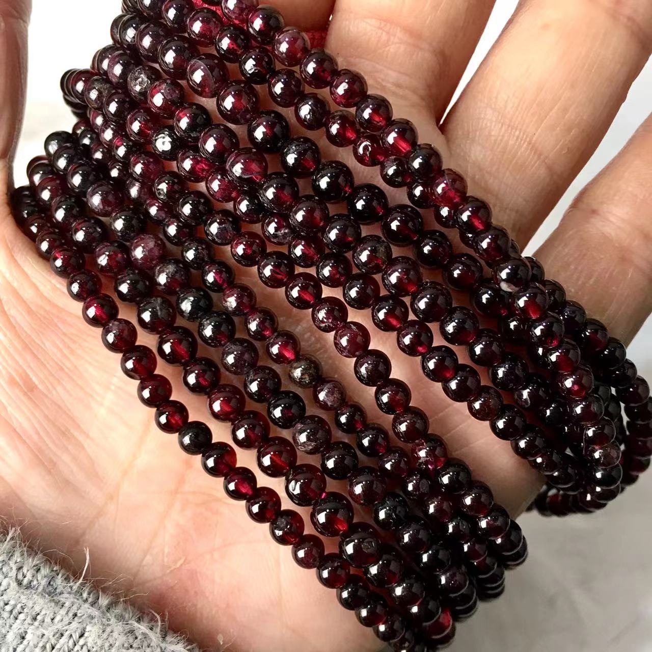 Natural Polish Red Garnet Gemstones Healing Crystal 3/4mm Round Beads Stretch mutil turn Bracelet