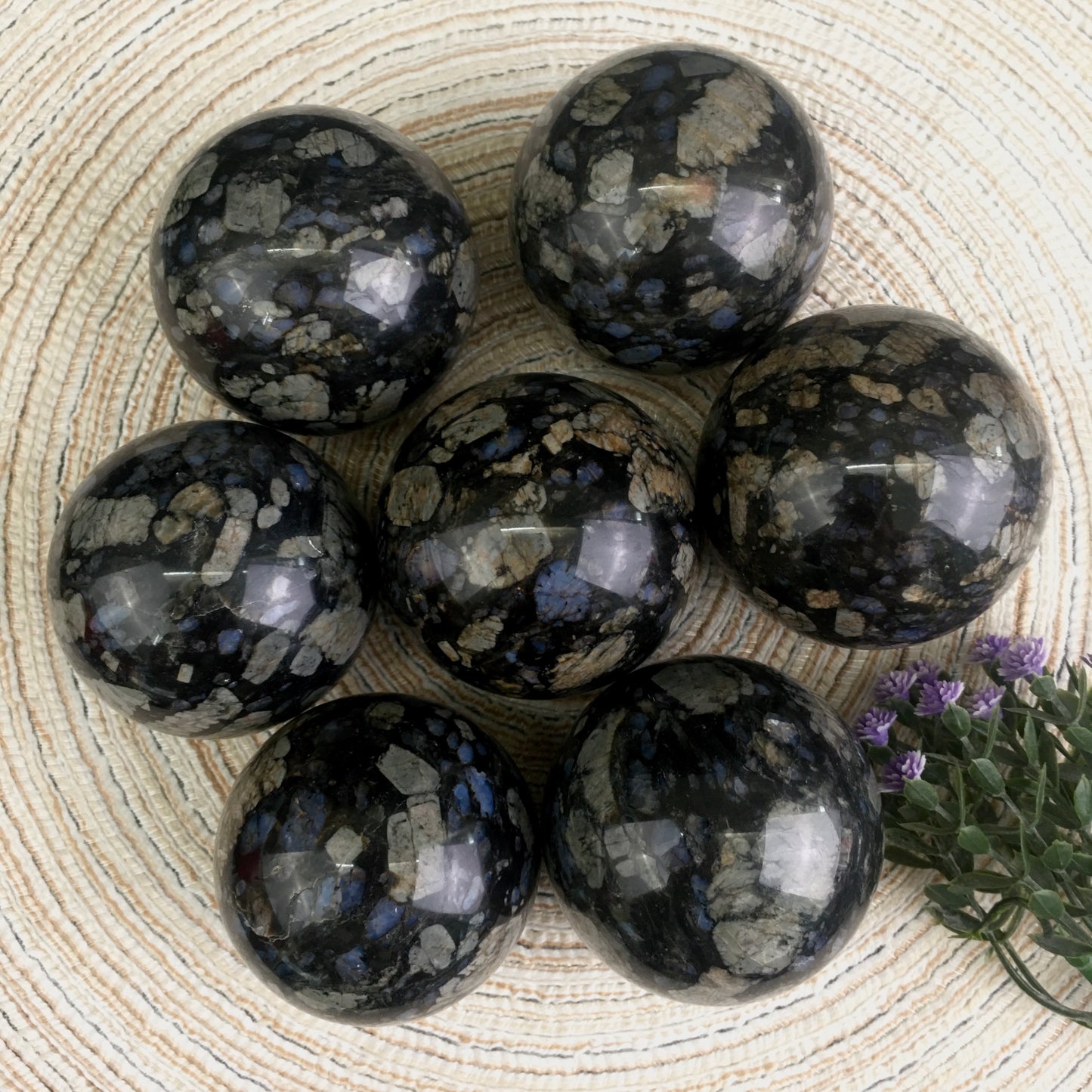 Wholesale Natural Gem Polishing Stone Crystal Ball Sphere Que Sera Stone Sphere For Healing 1kg
