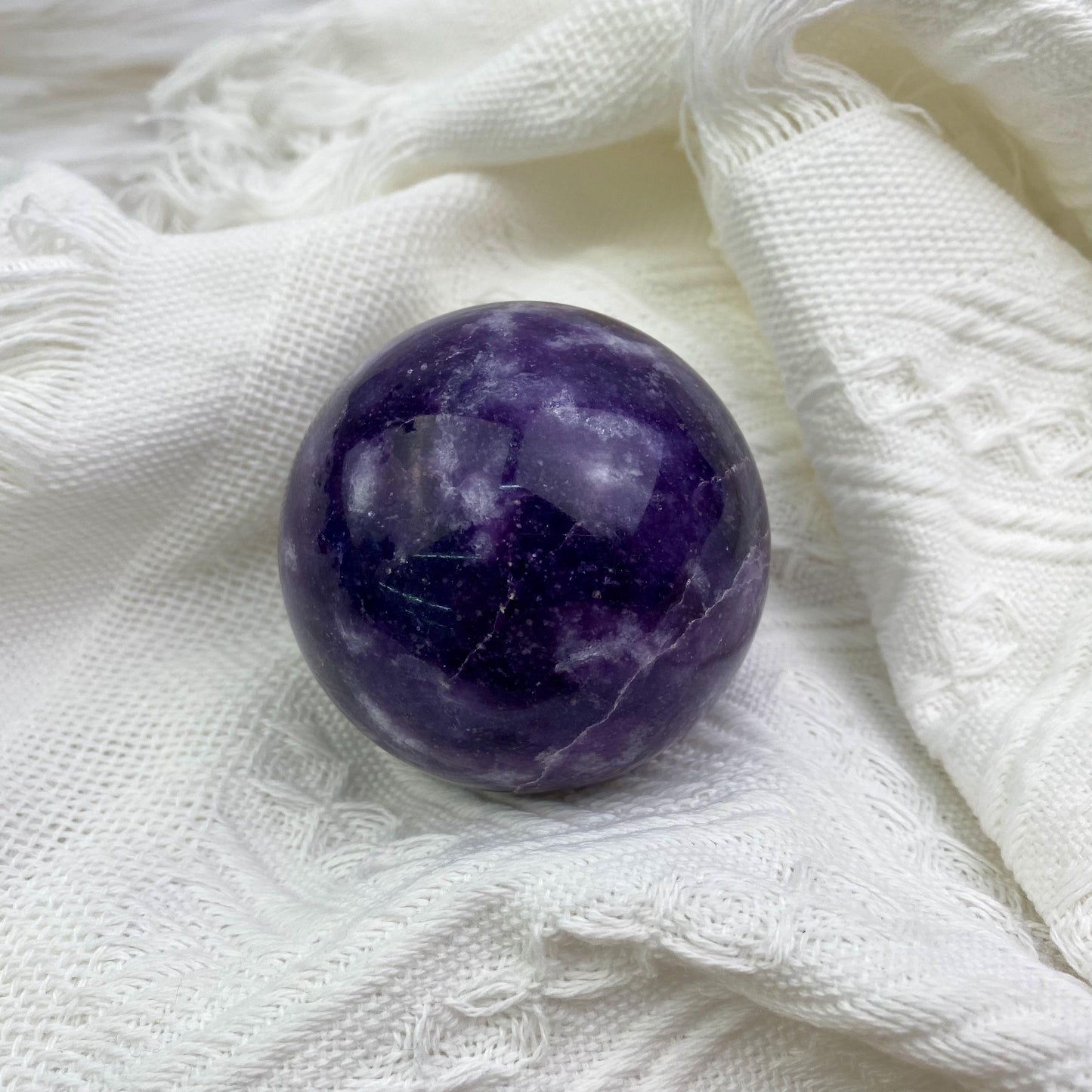 Natural polished crystal quartz ball dark purple mica sphere spiritual healing lepidolite sphere for decoration 1kg