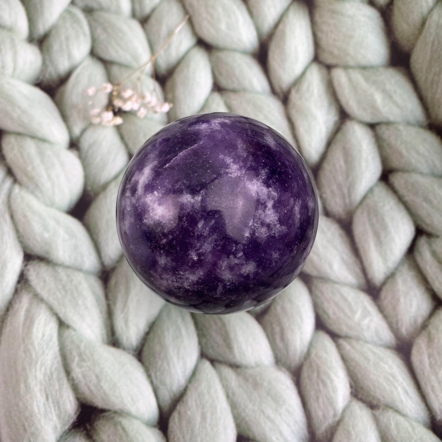 Natural polished crystal quartz ball dark purple mica sphere spiritual healing lepidolite sphere for decoration 1kg