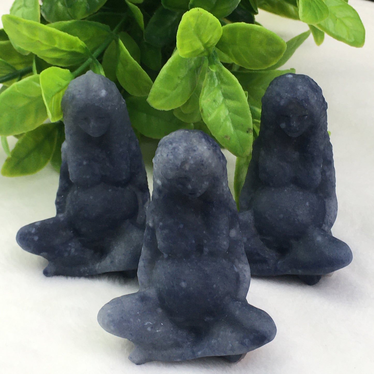 Wholesale high quality reiki natural Earth the mother carving for decoration