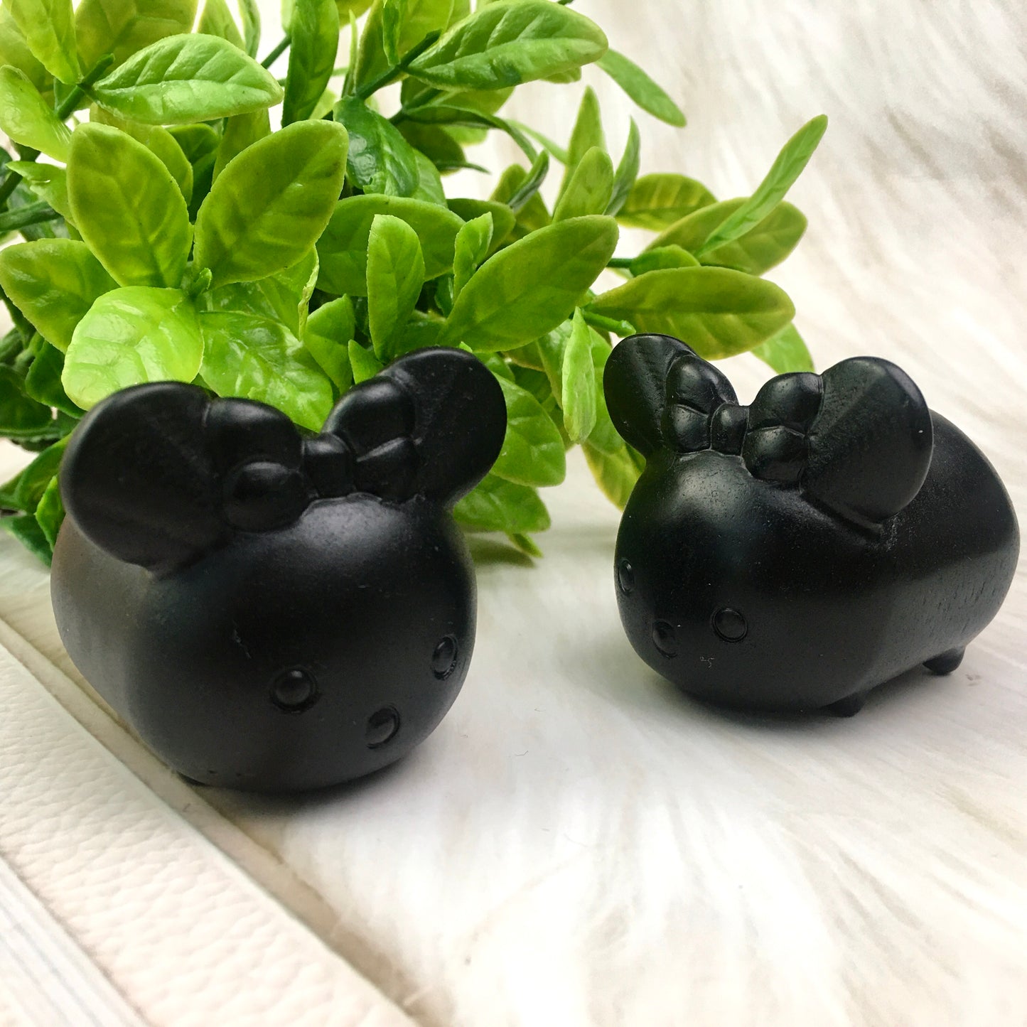 Wholesale high quality reiki naturalcrystal Black obsidian carving Collection for decoraiotion