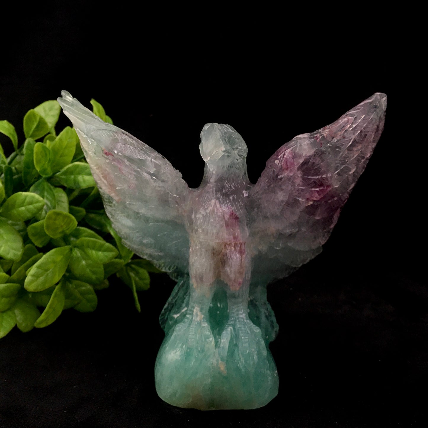 Wholesale natural quartz rainbow fluorite eagle bird carvings engraved crystal rainbow fluorite animal for gift