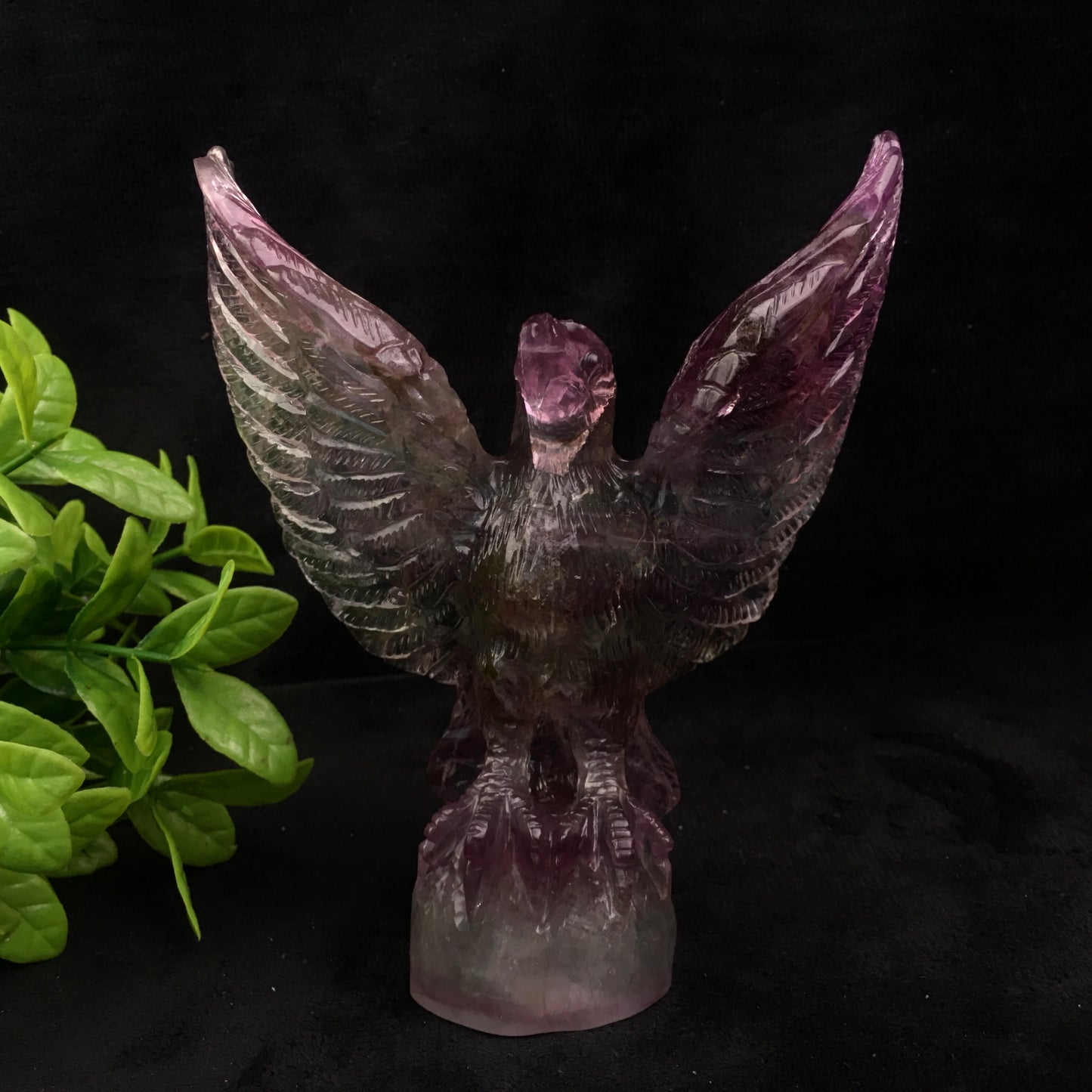 Wholesale natural quartz rainbow fluorite eagle bird carvings engraved crystal rainbow fluorite animal for gift