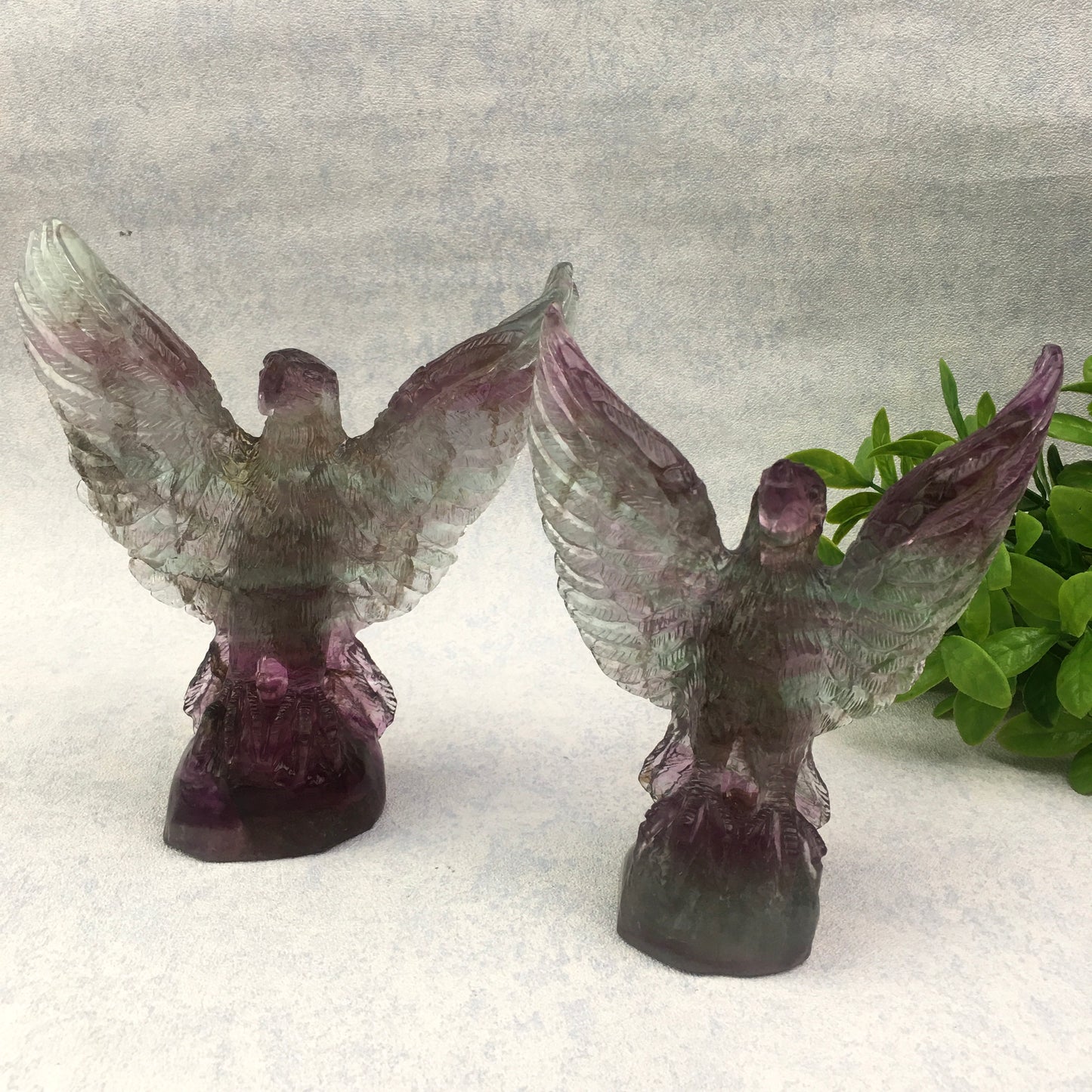Wholesale natural quartz rainbow fluorite eagle bird carvings engraved crystal rainbow fluorite animal for gift