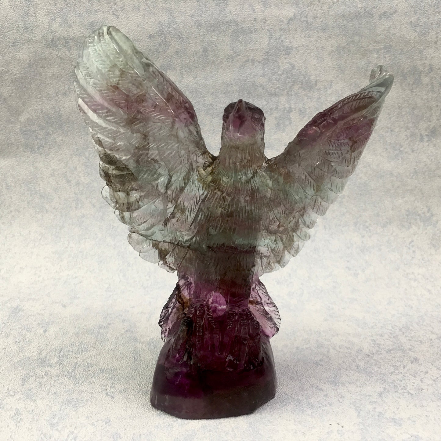 Wholesale natural quartz rainbow fluorite eagle bird carvings engraved crystal rainbow fluorite animal for gift