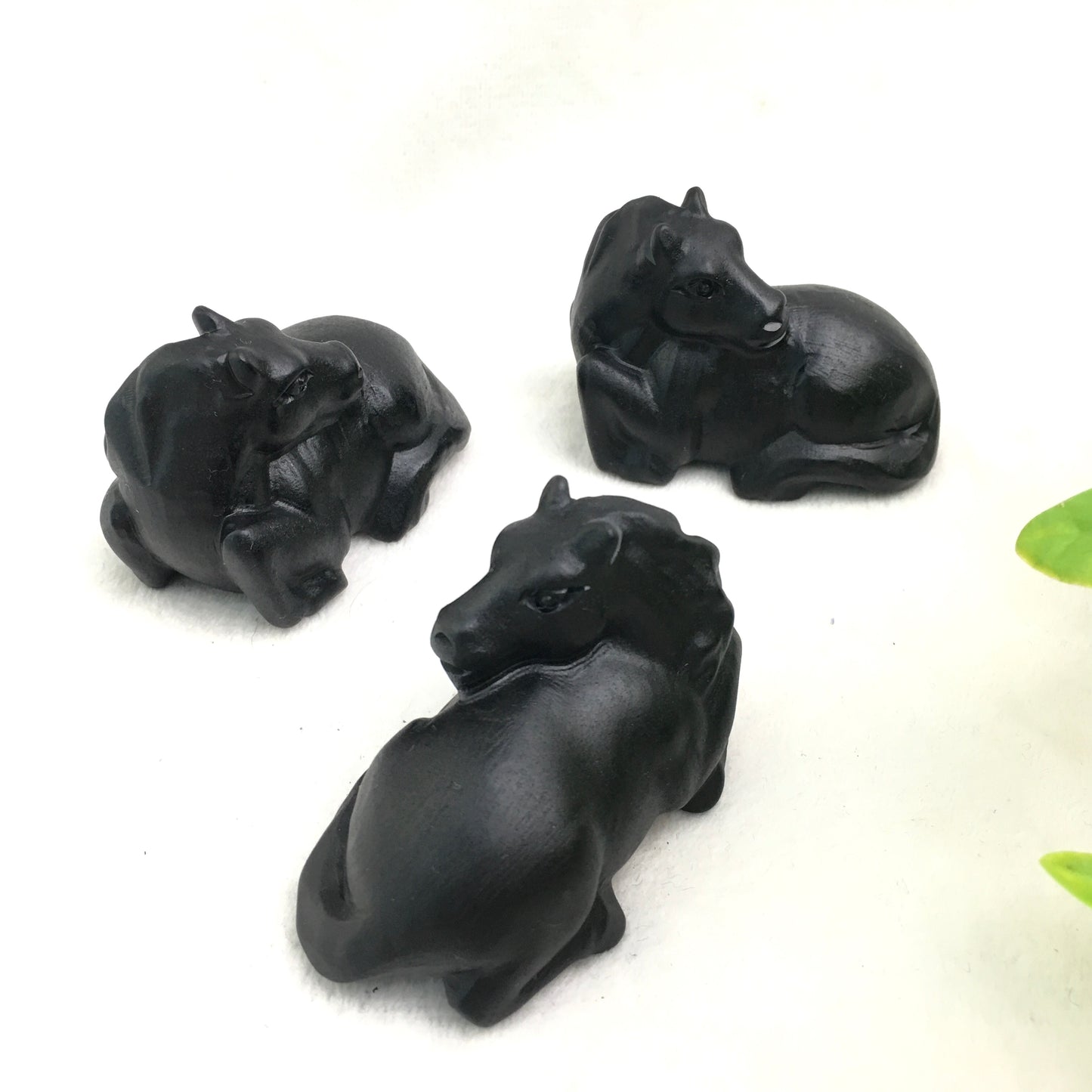 Wholesale high quality reiki naturalcrystal Black obsidian carving Collection for decoraiotion