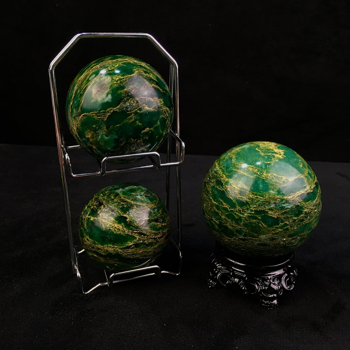 Wholesale natural quartz emerald sphere for decoration 1kg