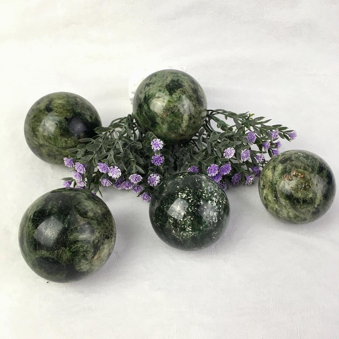 Wholesale Natural Healing Green tourmaline sphere for decoration 1kg