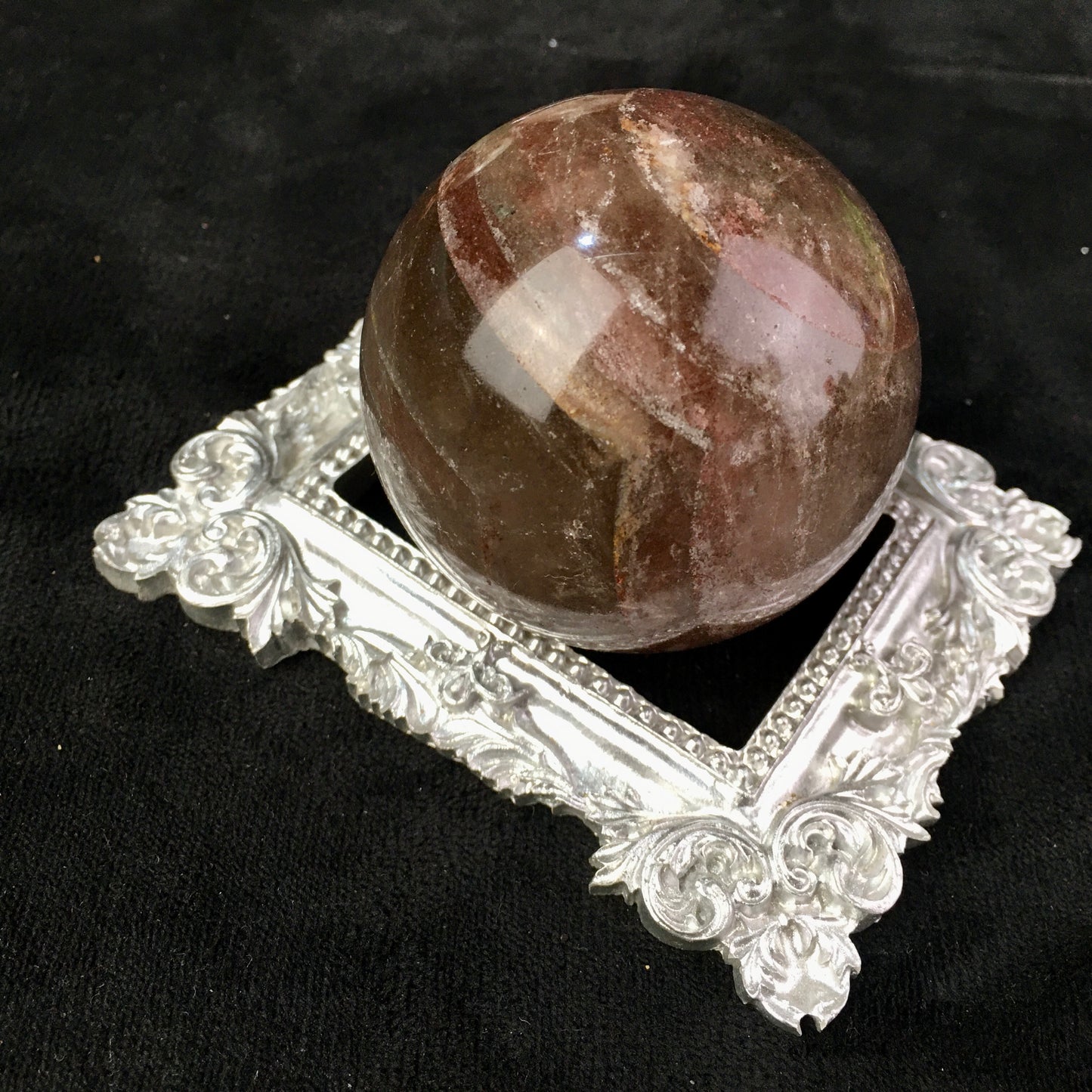 Wholesale high quality reiki natural garden ghost sphere for decoration 1kg