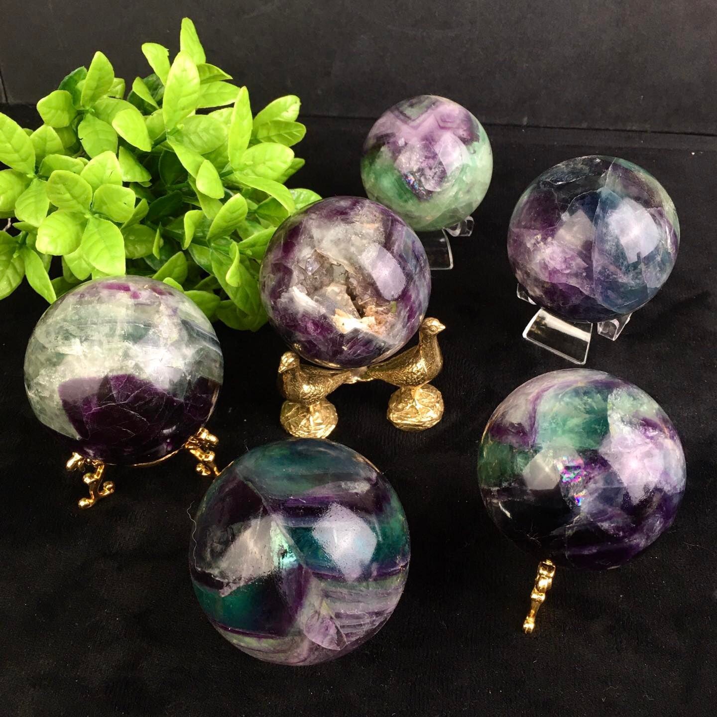 Wholesale high quality reiki natural Plume Fluorite Spheres for decoration 1kg
