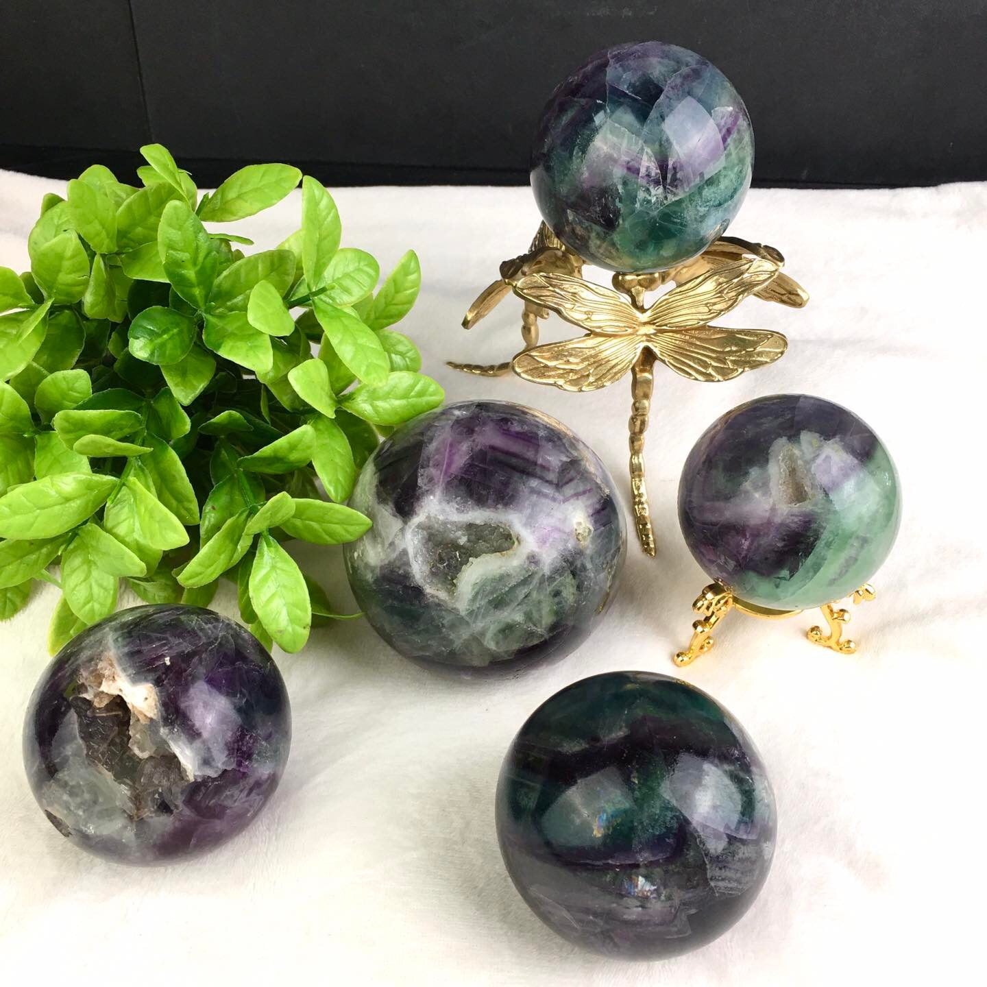 Wholesale high quality reiki natural Plume Fluorite Spheres for decoration 1kg