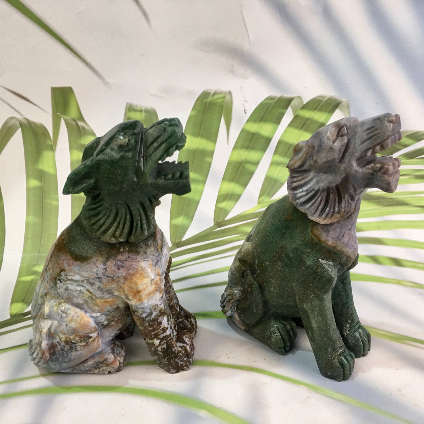 Wholesale Crystal Animal Carving Crafts Natural Marine Jasper Wolf Ornaments Ocean Jasper Wolf Family Decoration 1kg、