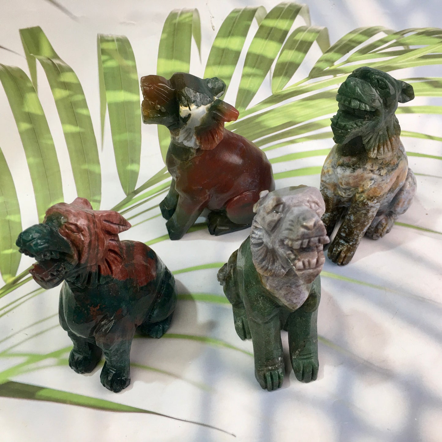 Wholesale Crystal Animal Carving Crafts Natural Marine Jasper Wolf Ornaments Ocean Jasper Wolf Family Decoration 1kg、