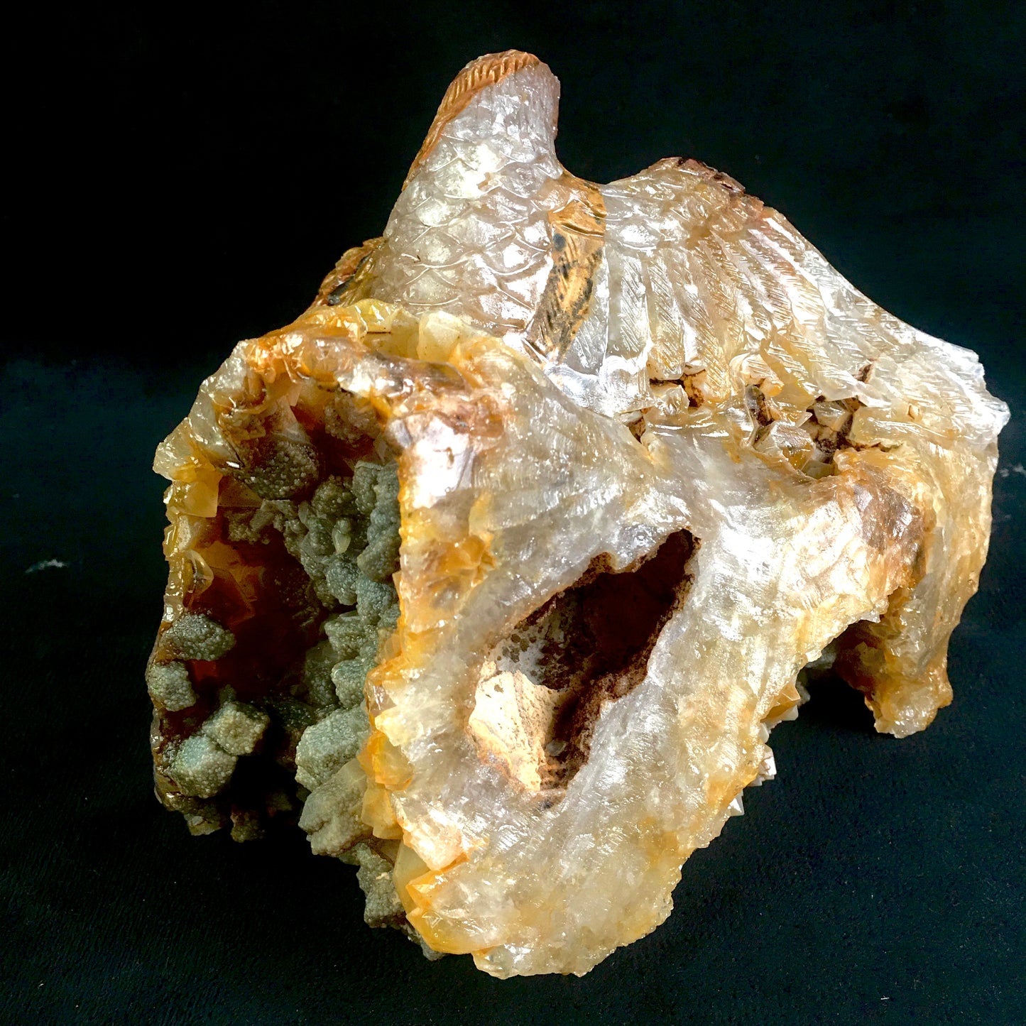 Wholesale high quality natural crystal animal cluster eagle for decoration