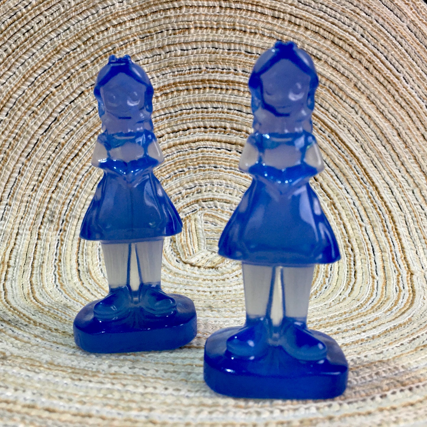 Wholesale high quality reiki natural crystal Alice and Cat carving for decoraiotion