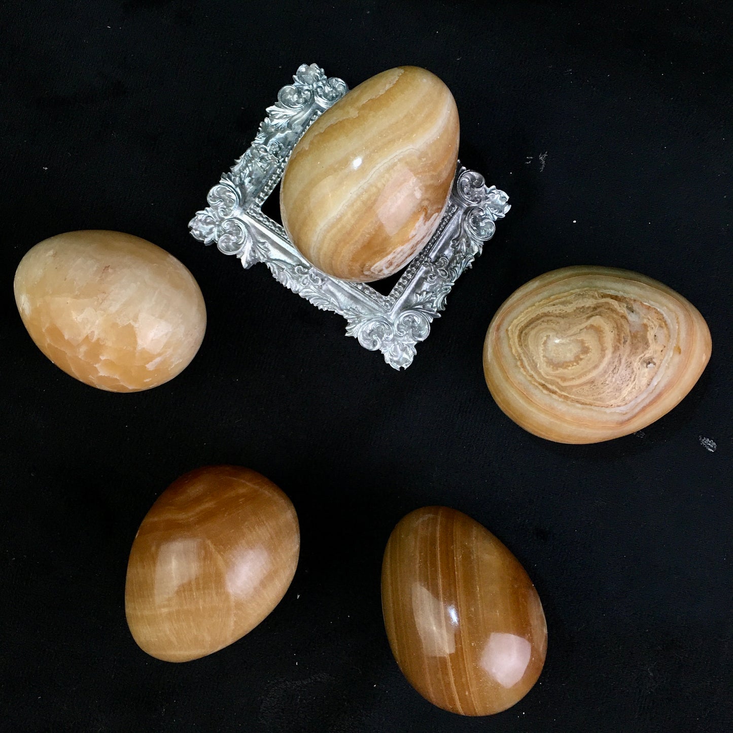 Wholesales high quality Yellow jade egg sphere natural healing crystal sphere gemstone for home decoration 1kg