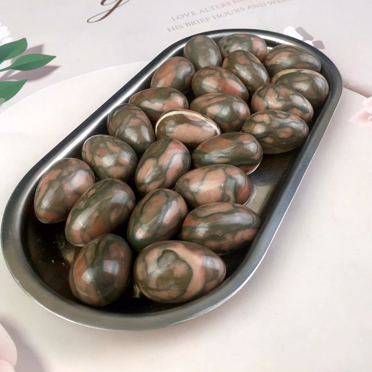 High quality wholesale Natural Crystal mini red zebra eggs For Decoration 1 pc