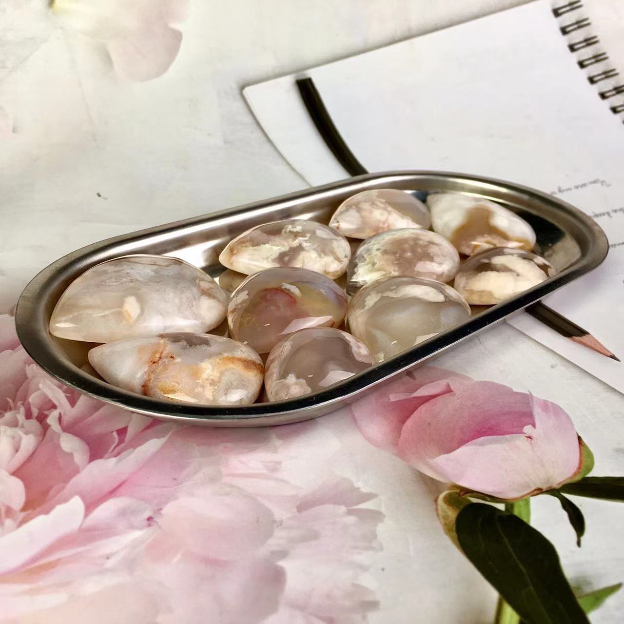 High quality wholesale Natural Crystal Sakura agate Water drop pendant For Decoration