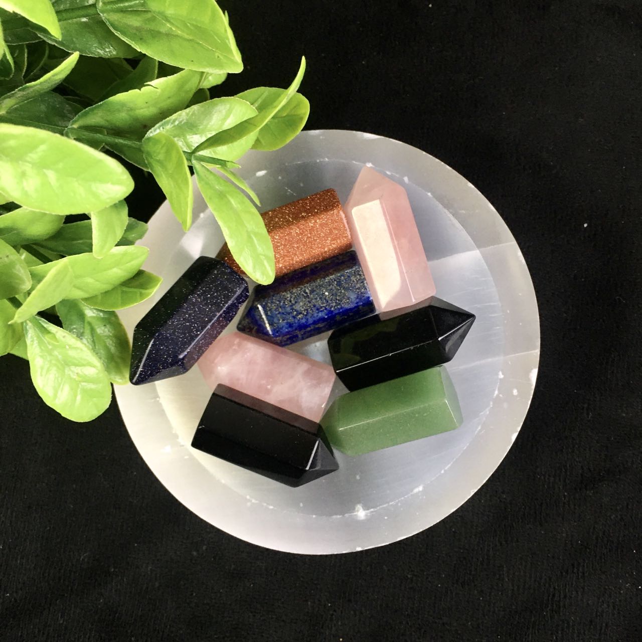 High quality wholesale Natural Crystal Big point For Decoration 1pc