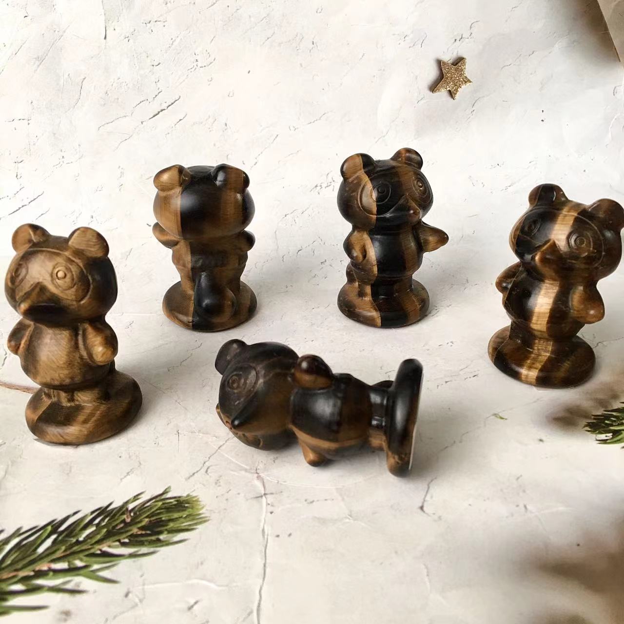 Natural Crystal Crafts Hand Carved Crystal Animal Yellow Tiger Eye Stone Little raccoon