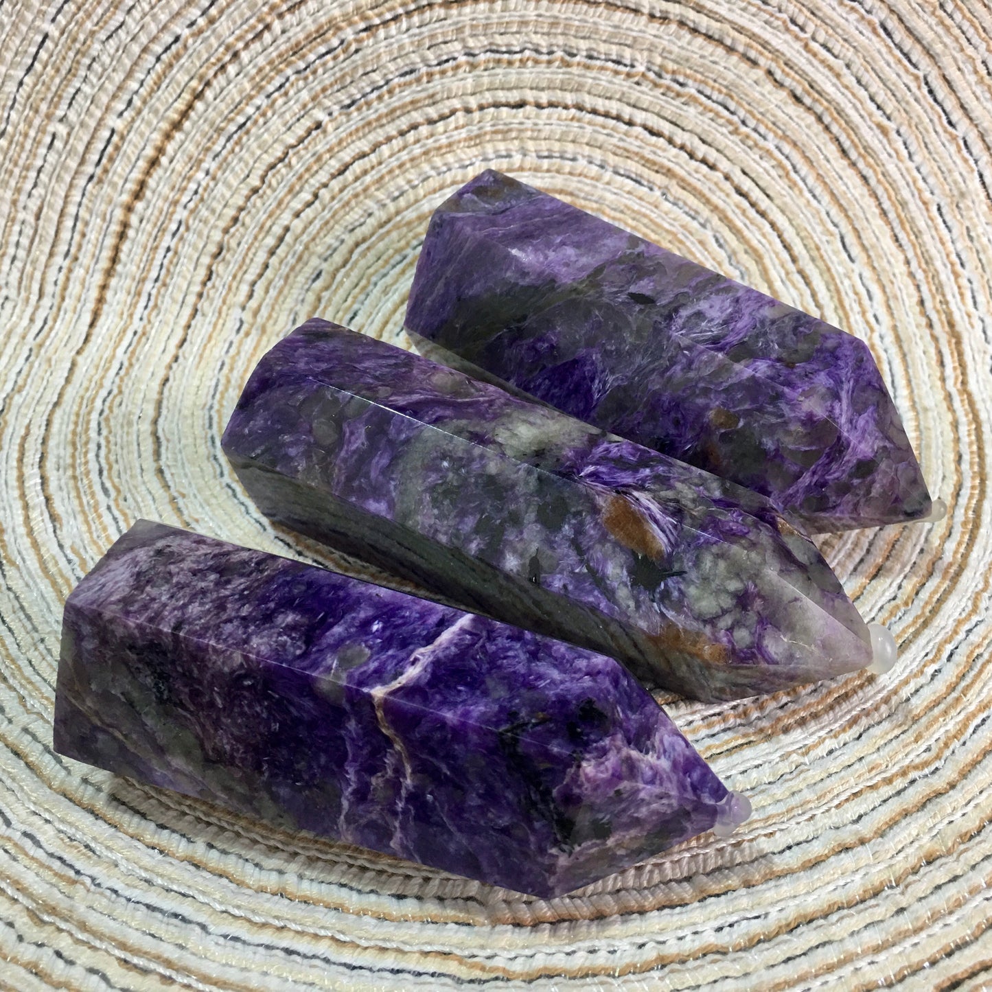 Wholesale Natural High Quality Charoite Crystal Tower For decoraiotion 1kg