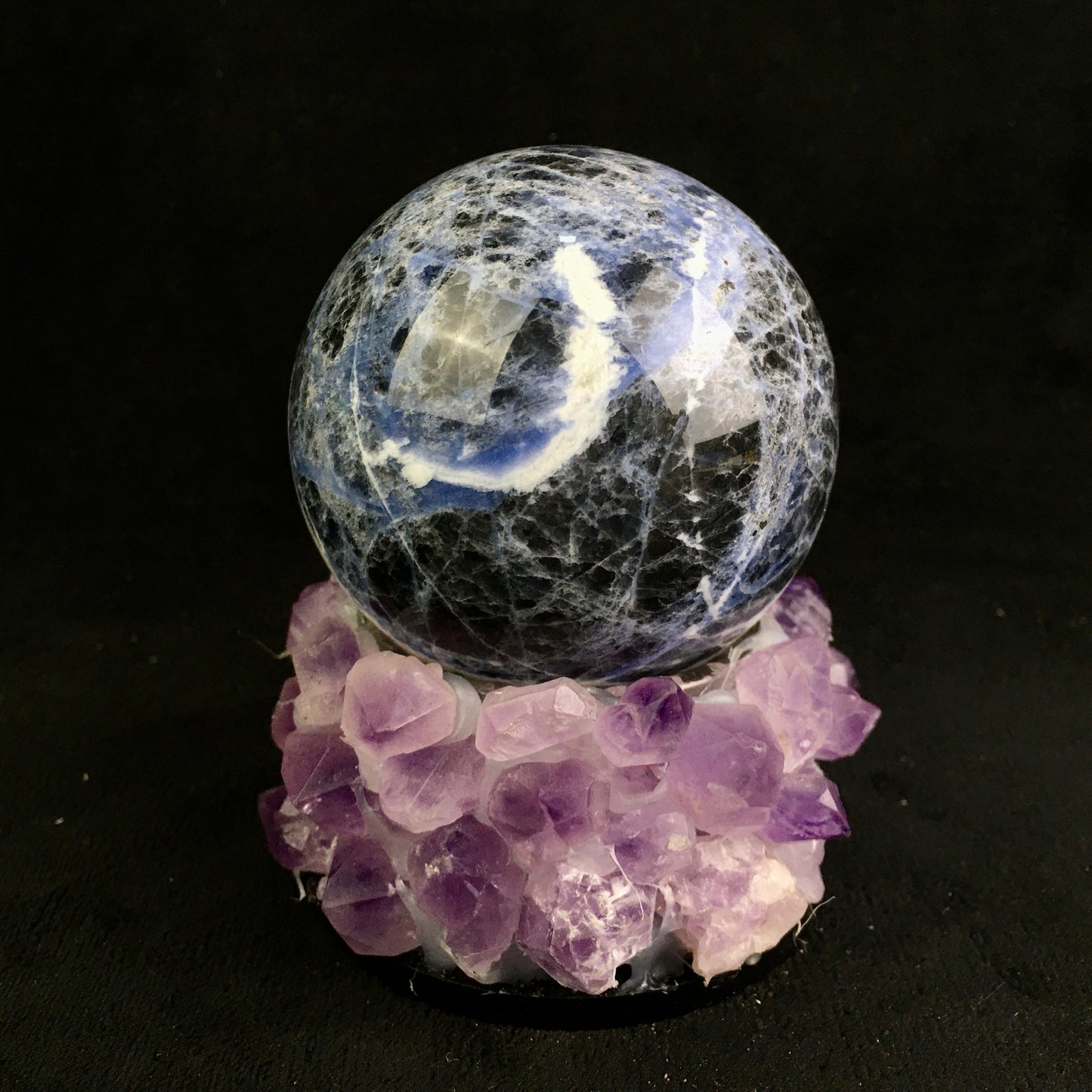 Wholesale sodalite sphere natural crystal for decoration 1kg