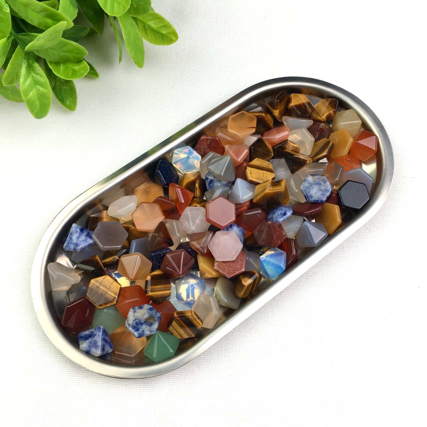 Wholesale mix Irregular stone pendants beads Natural Crystal quartz red agate green aventurine rose quartz kiwi blue spot red jasper black obsidian ocean jasper stone charms Healing Crystal gemstone charms for decoraiotion