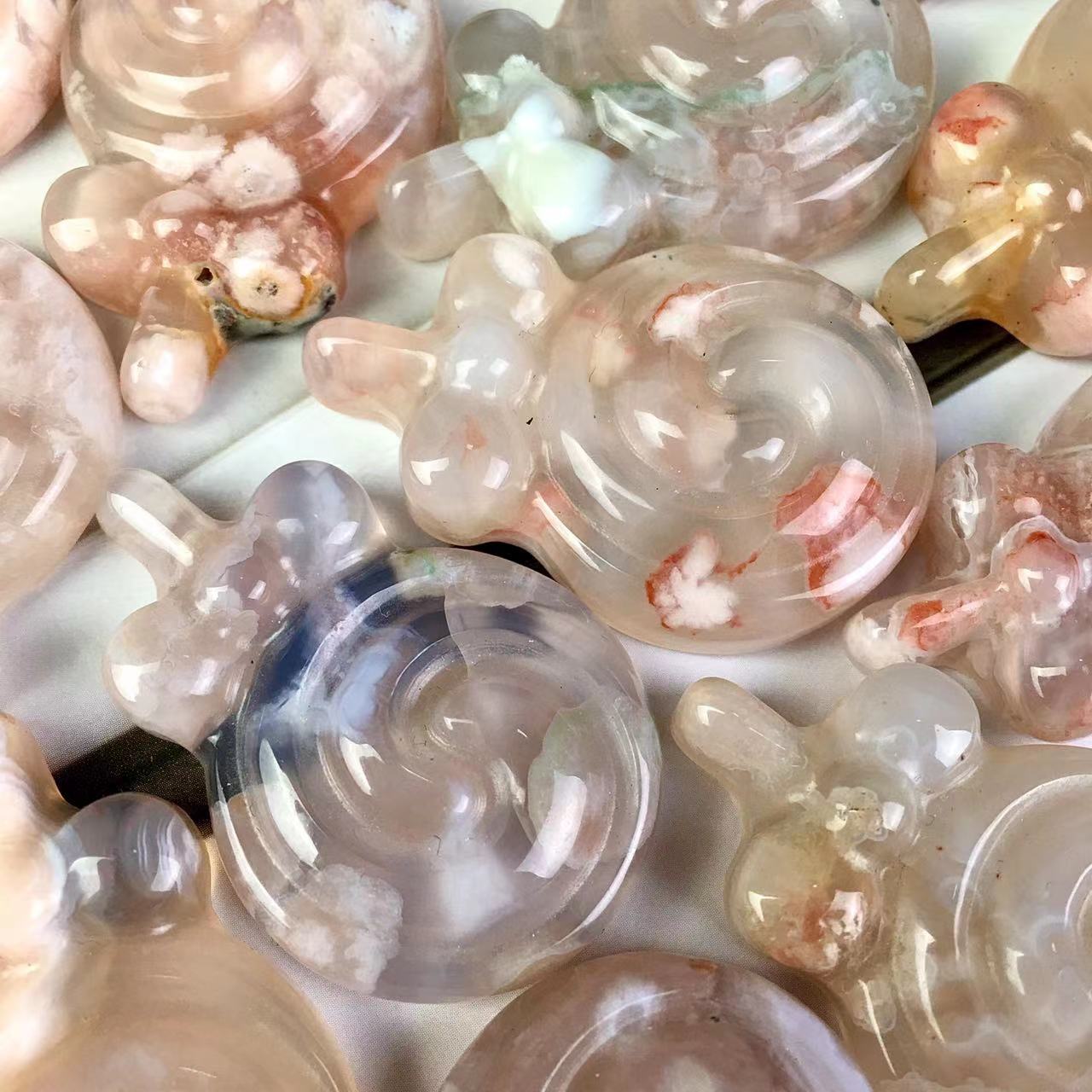 Wholesale Natural Crystal Stone Hand Carved Sakura Agate Lollipop Healing Crystals For Decoration