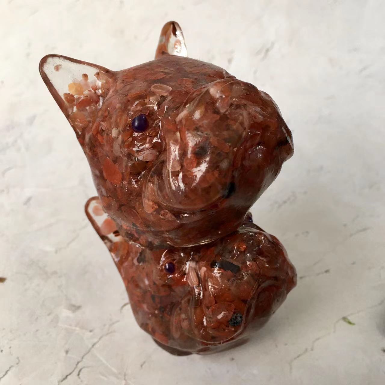 Natural crystal chip resin carved dog head red agate carved animal crystal craft ornaments