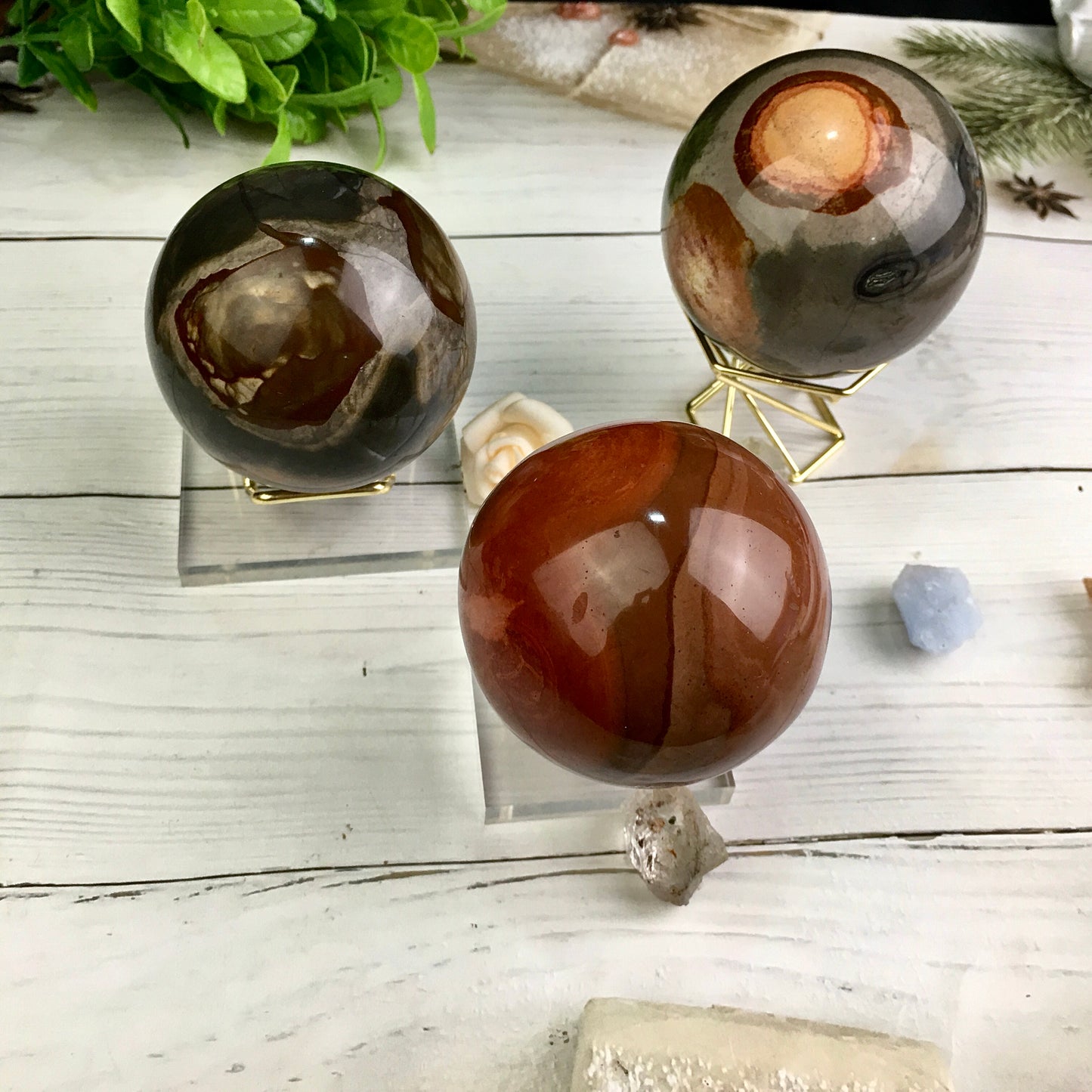 High quality wholesale Polychrome Stone Sphere Natural Crystal ocean stone Crystal ball sphere 1kg