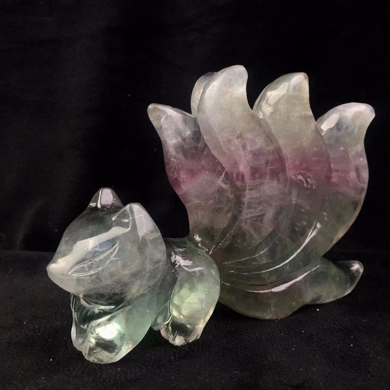 Hand Carved Natural Crystal Animal Carving Natural Fluorite Nine Tail Fox For Decoration