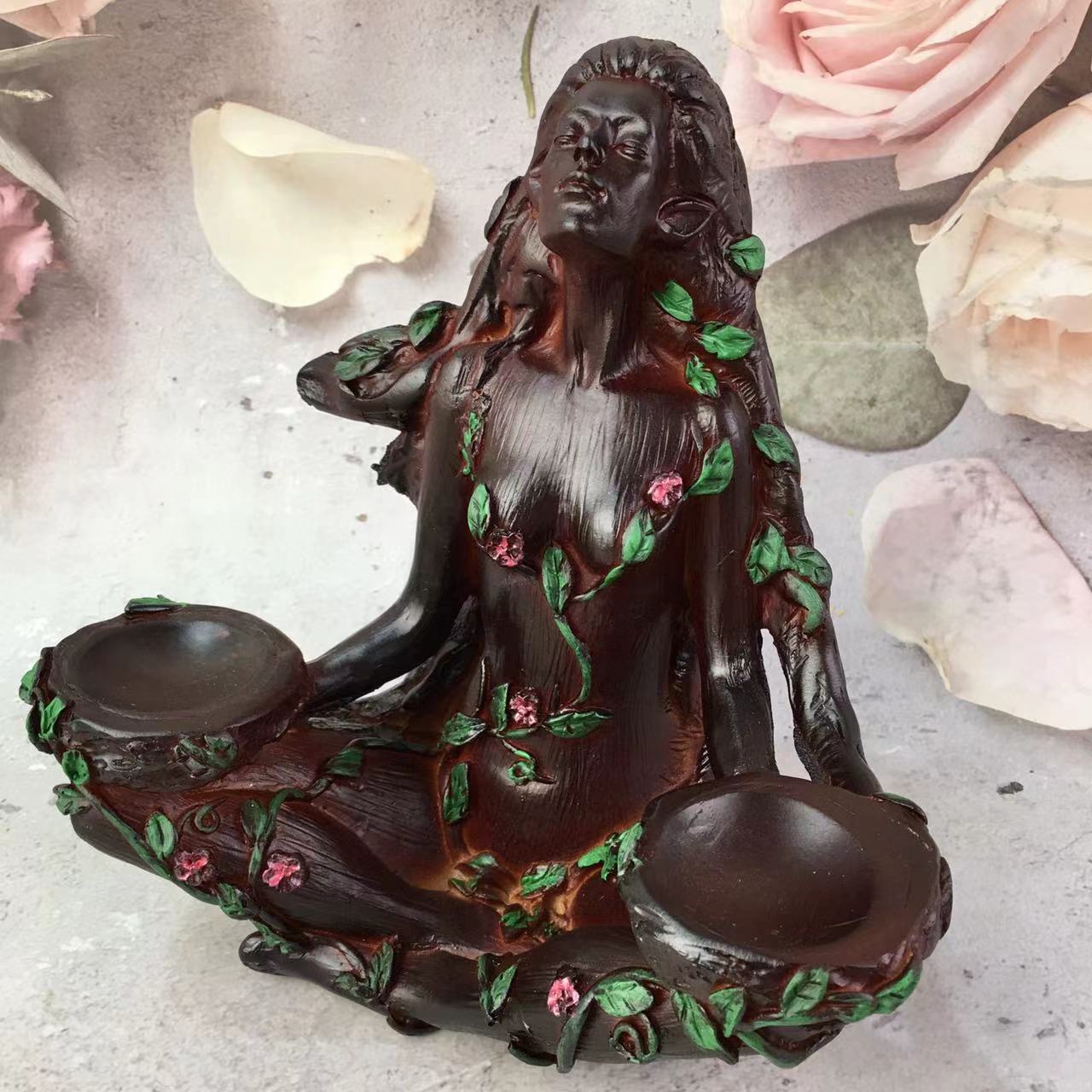 Wholesale high quality Mother Earth carving resin crystal ball display base sphere stand