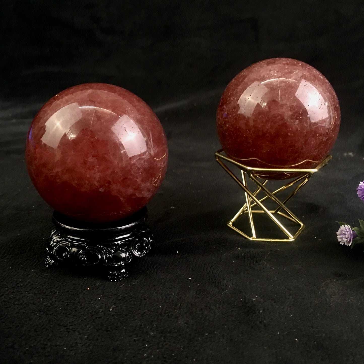 Wholesale Natural Strawberry Quartz Crystal Spheres for decoration 1kg