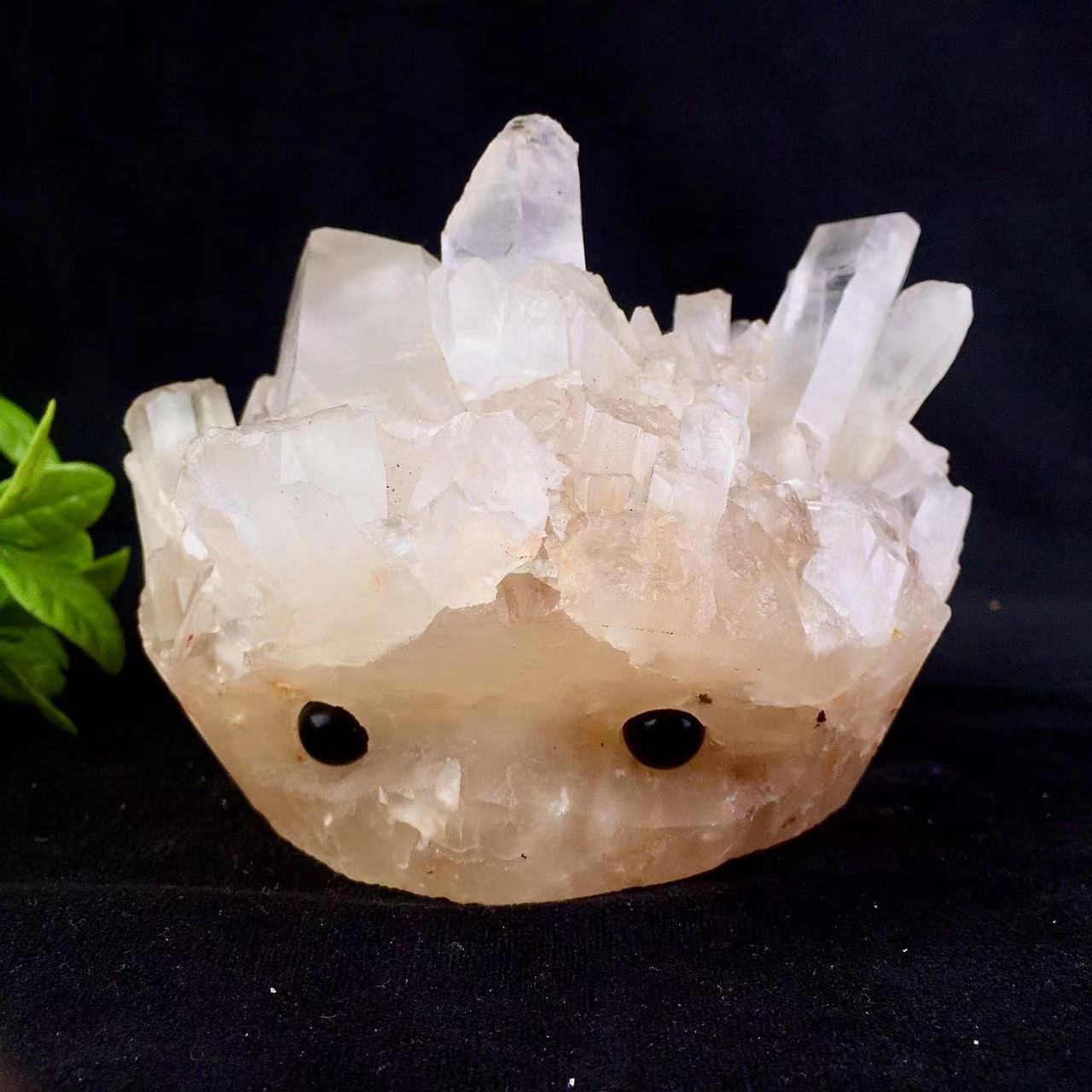 Wholesale high quality reiki natural crystal clear quartz hedgehog carving for decoraiotion