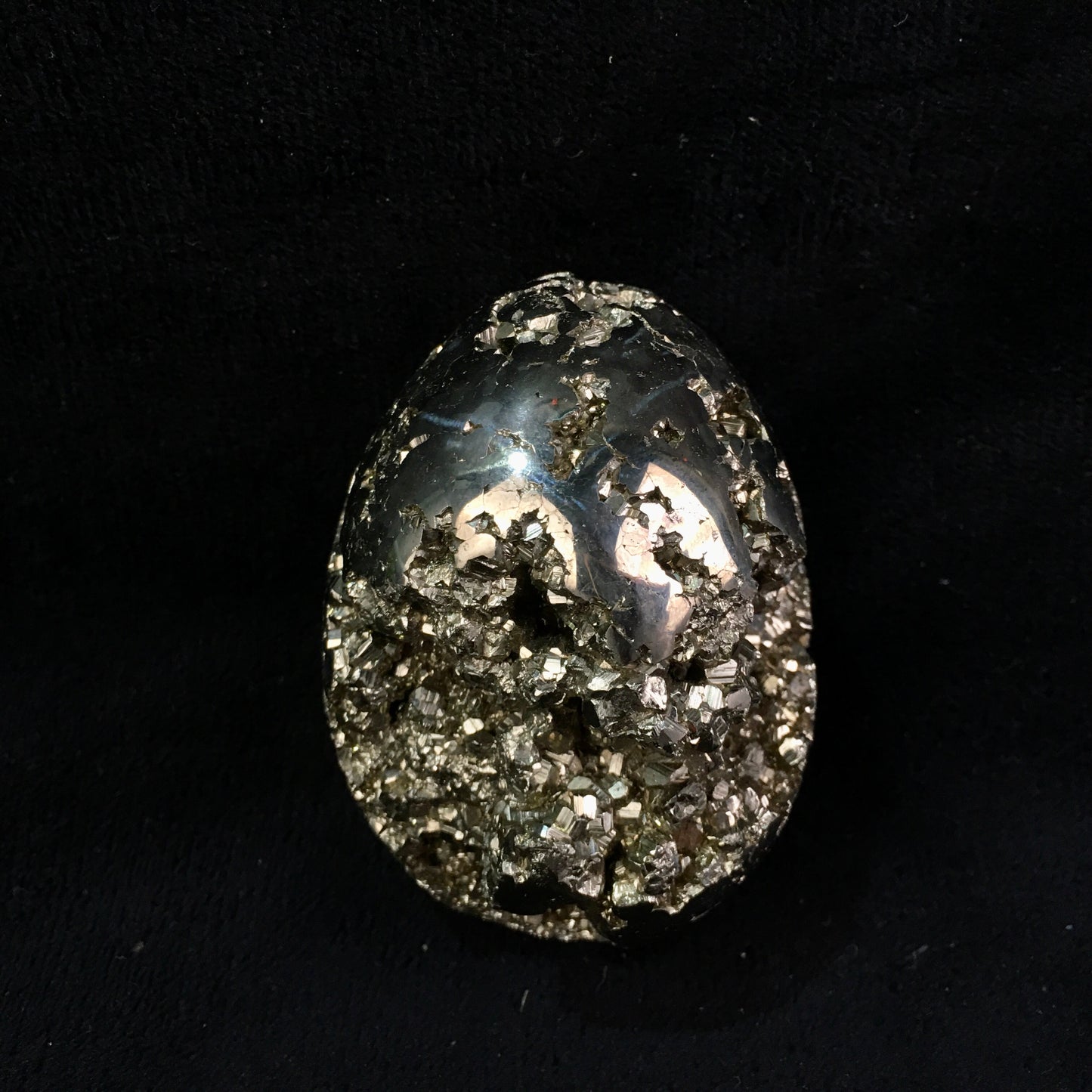 Wholesale natural chalcopyrite ore quartz eggs Gold gem polished pyrite crystal eggs for Decoration 1kg