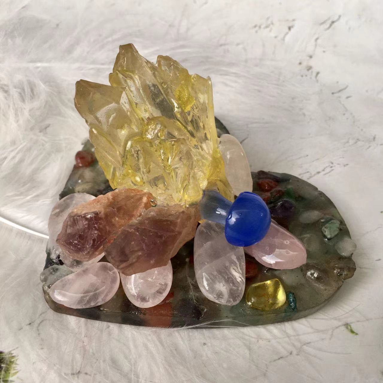 Natural healing crystals gravel chip carving epoxy resin crystal crafts crystal Potted plant