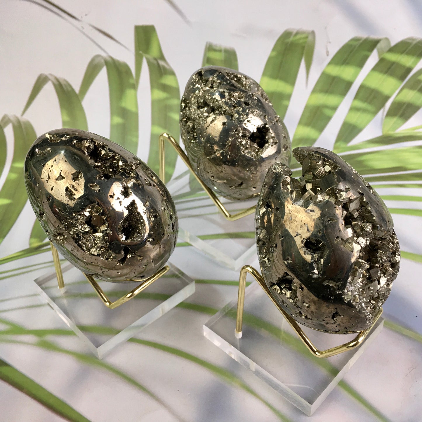 Wholesale natural chalcopyrite ore quartz eggs Gold gem polished pyrite crystal eggs for Decoration 1kg