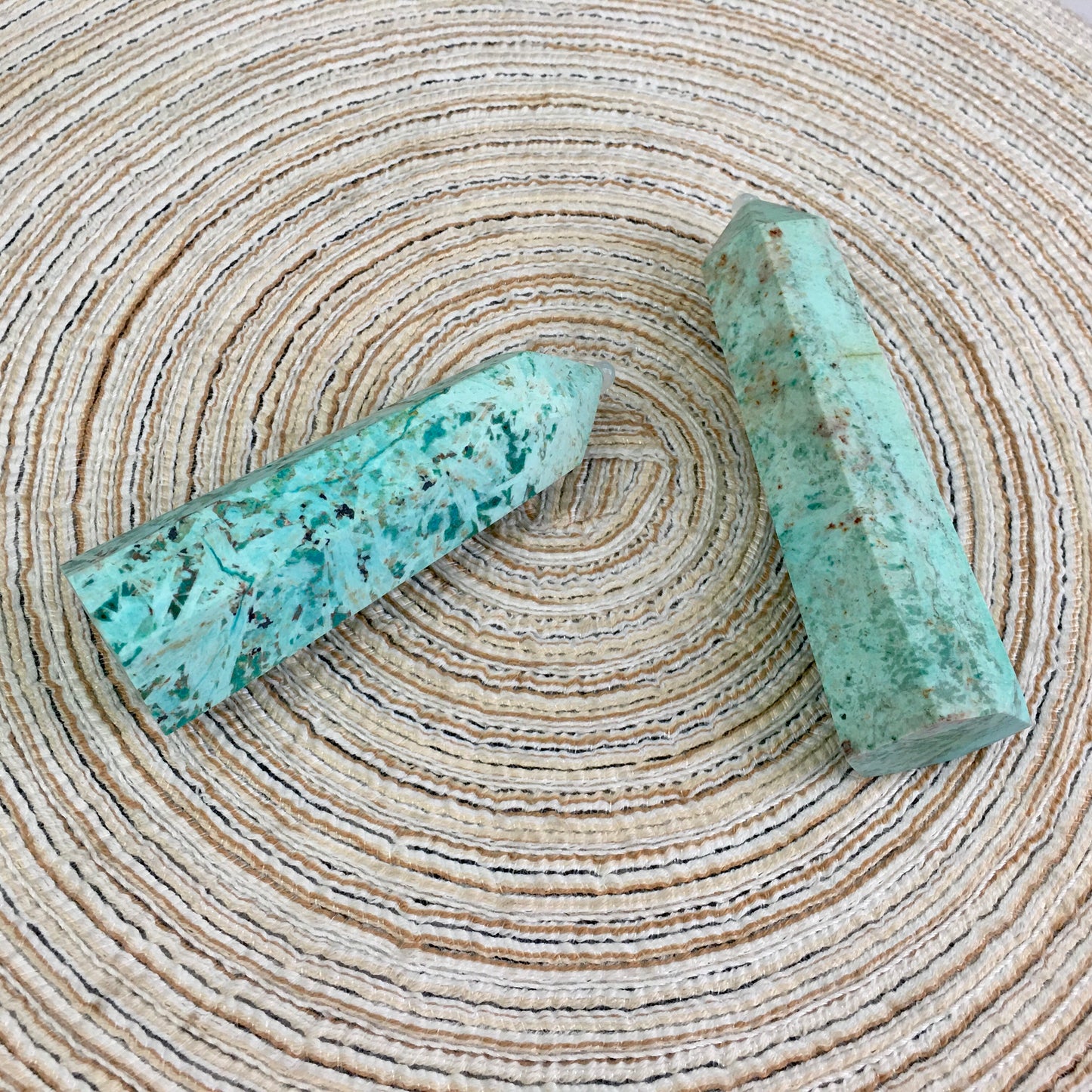 Wholesale high quality reiki natural American turquoise Healing stone tower for decoraiotion1kg