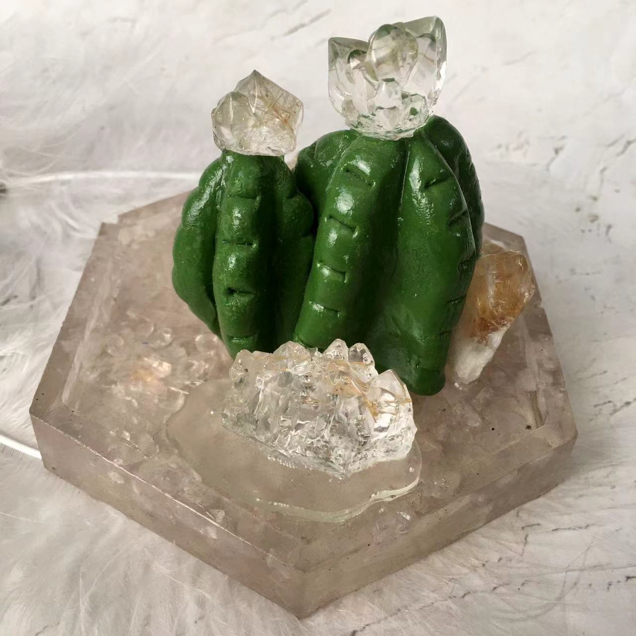 Natural healing crystals gravel chip carving epoxy resin crystal crafts crystal Potted plant
