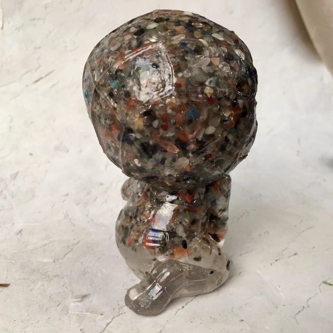 Wholesale Resin Chip Carving Crafts Natural Spider People/Man for Decoration