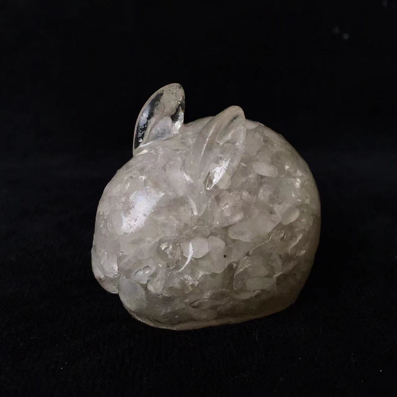 Natural healing crystals gravel chip carving epoxy resin crystal crafts crystal animal rabbit