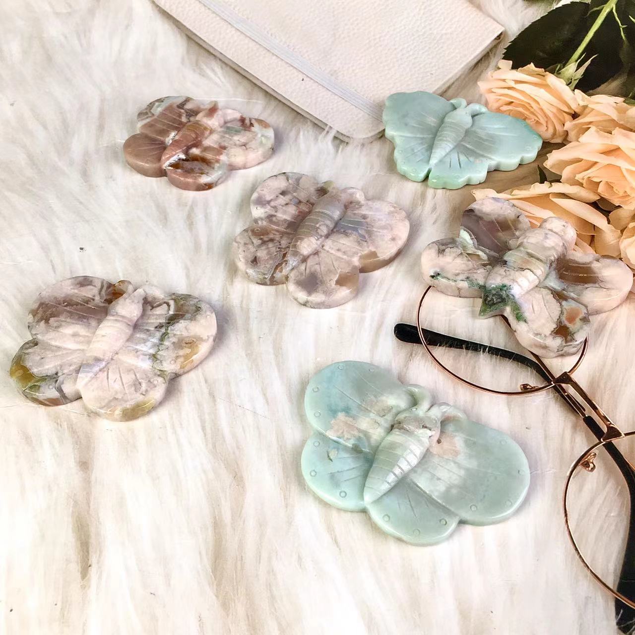 Wholesale natural Sakura Agate butterfly Crystal Hand Craved For Decoration