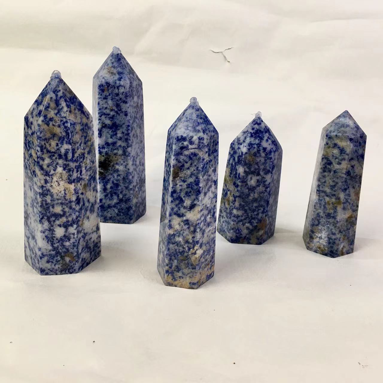 Wholesale Natural Blue Dot Point Crystal Tower For Decoration 1kg