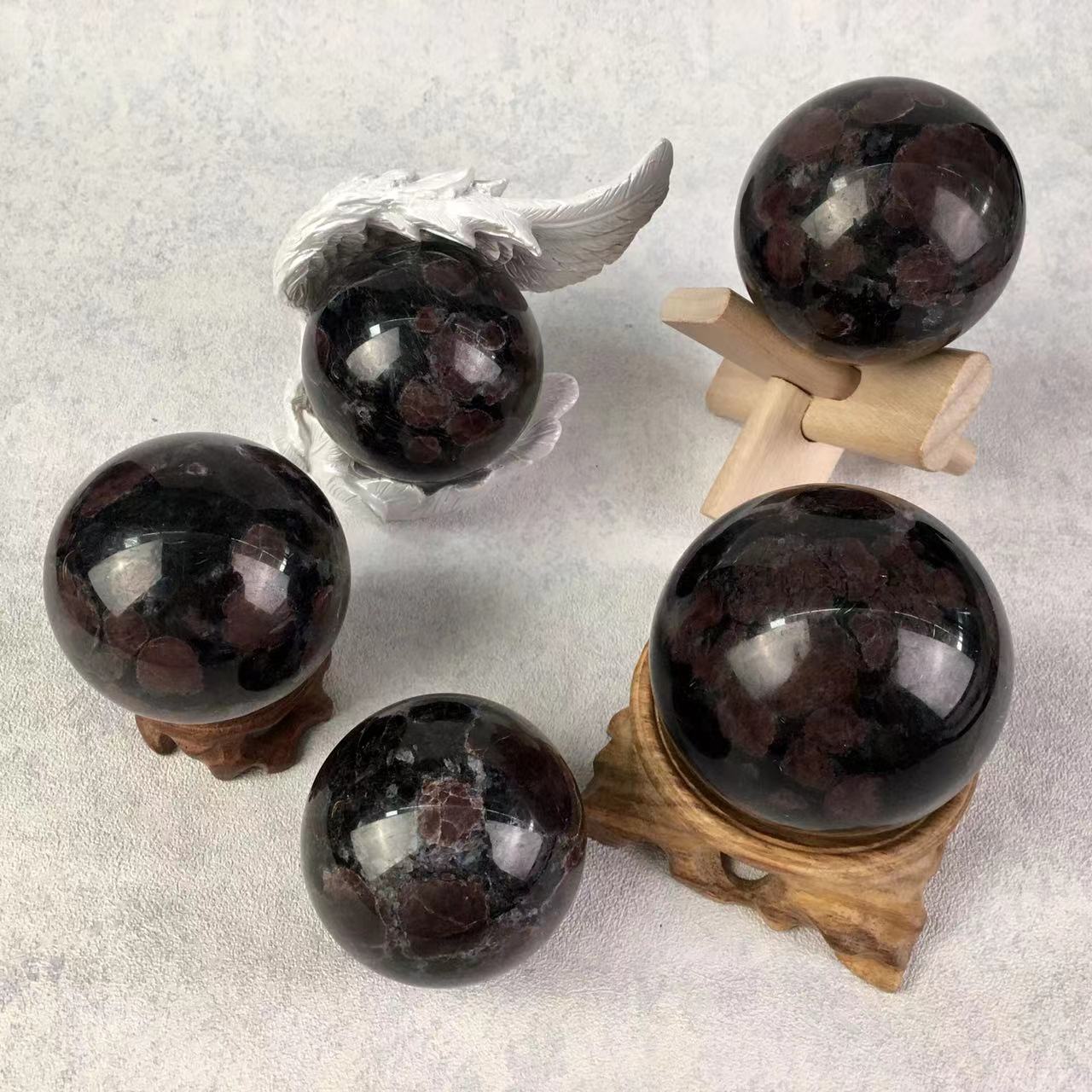 Wholesale high quality reiki natural fireworks garnet sphere for decoration 1kg