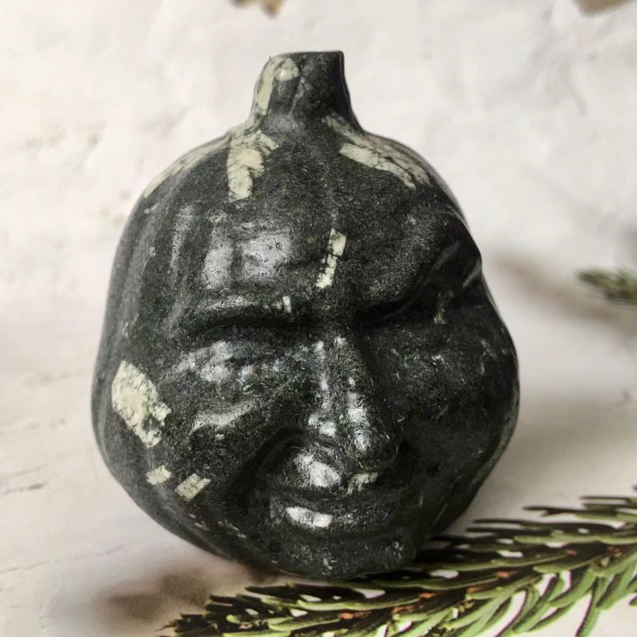 Multiple materials Natural Carved Crystal High Quality Pumpkin Face for Home Decoration